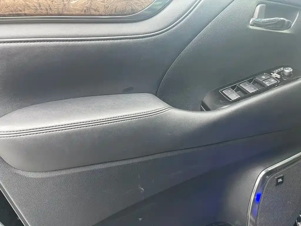 Toyota Vellfire 2022 из CN, фото 8