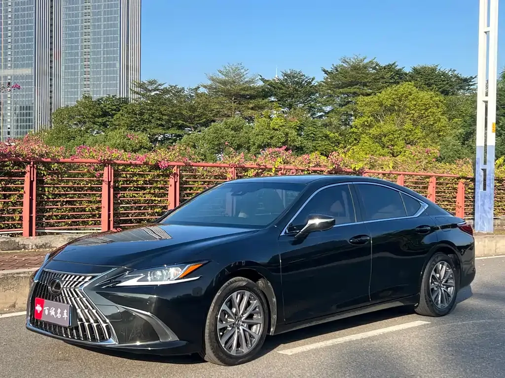Lexus ES 2022 из CN, фото 1