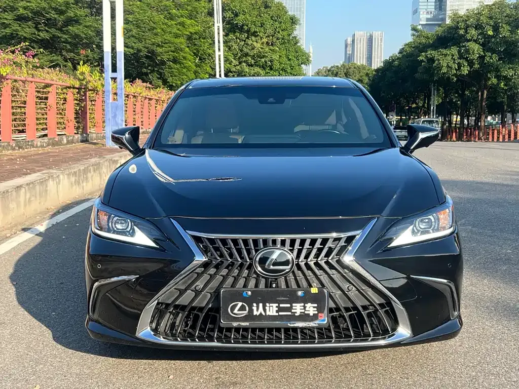 Lexus ES 2022 из CN, фото 2