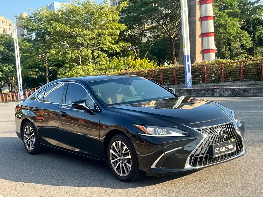 Lexus ES 2022 из CN, фото 3