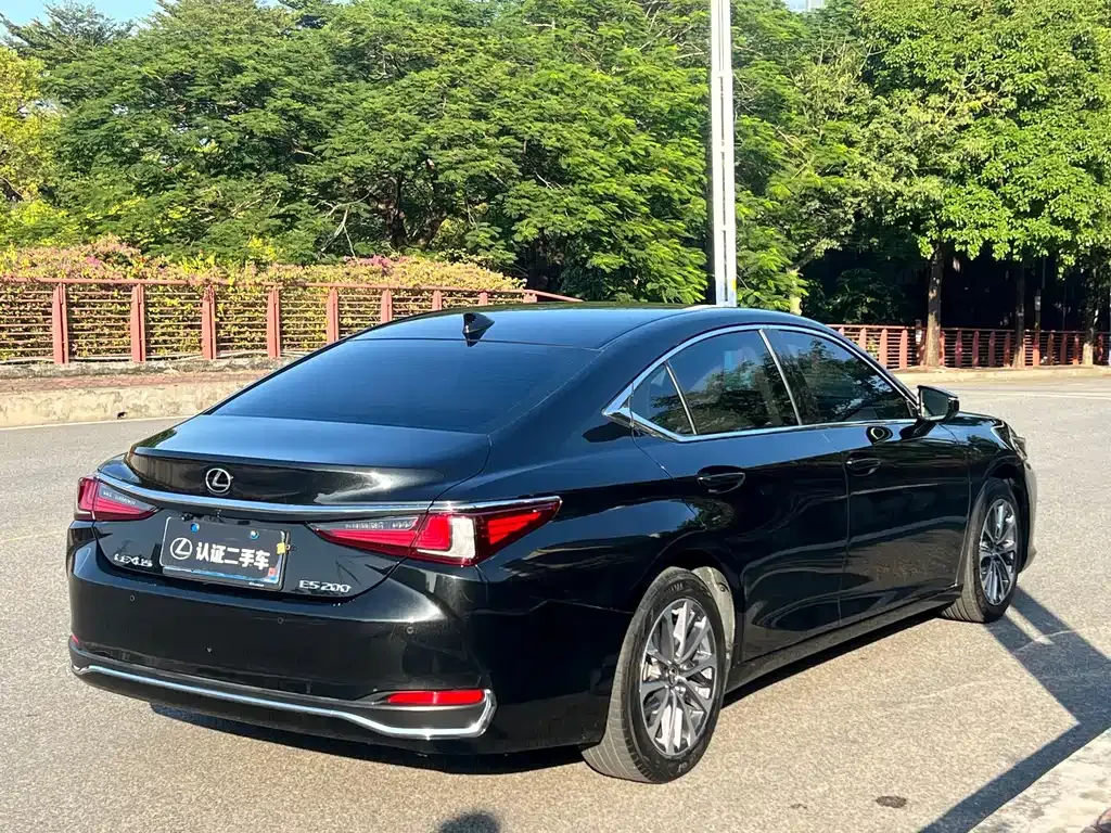Lexus ES 2022 из CN, фото 7