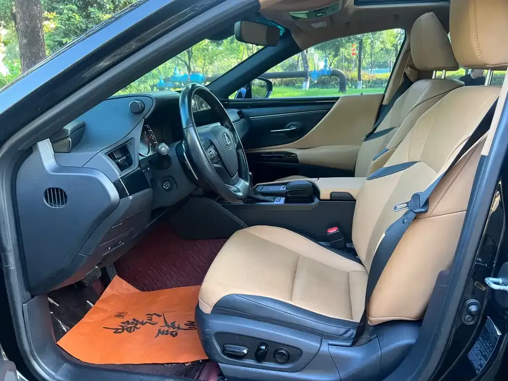 Lexus ES 2022 из CN, фото 8
