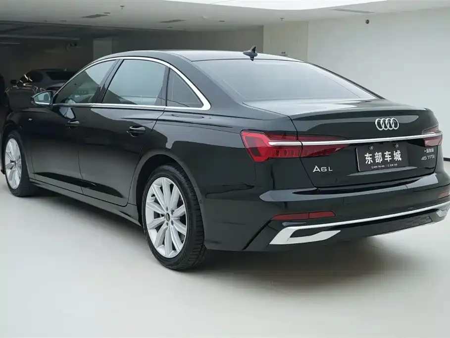 Audi A6L 2023 из CN, фото 5