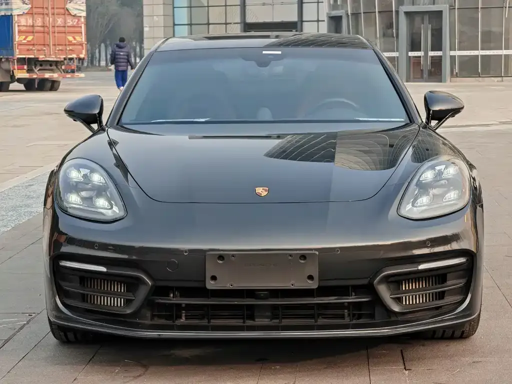 Porsche Panamera 2022 из CN, фото 2