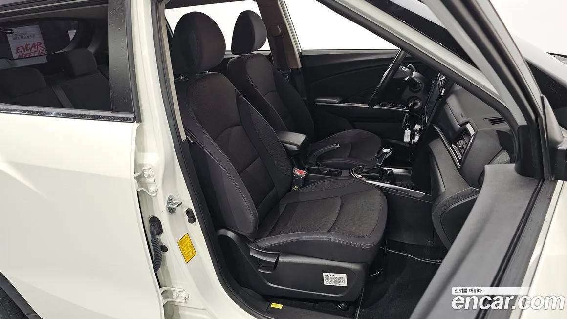 KG Mobility (Ssangyong) TIBOLI 2023 из KR, фото 10