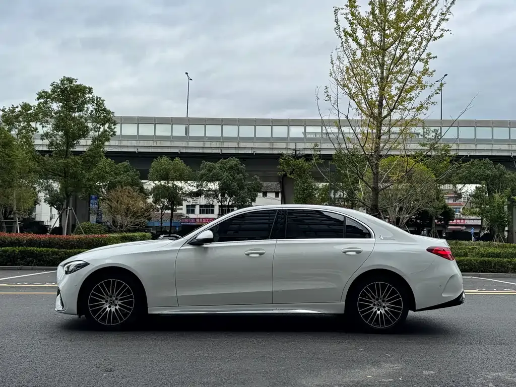 Mercedes-Benz C-Class 2023 из CN, фото 3