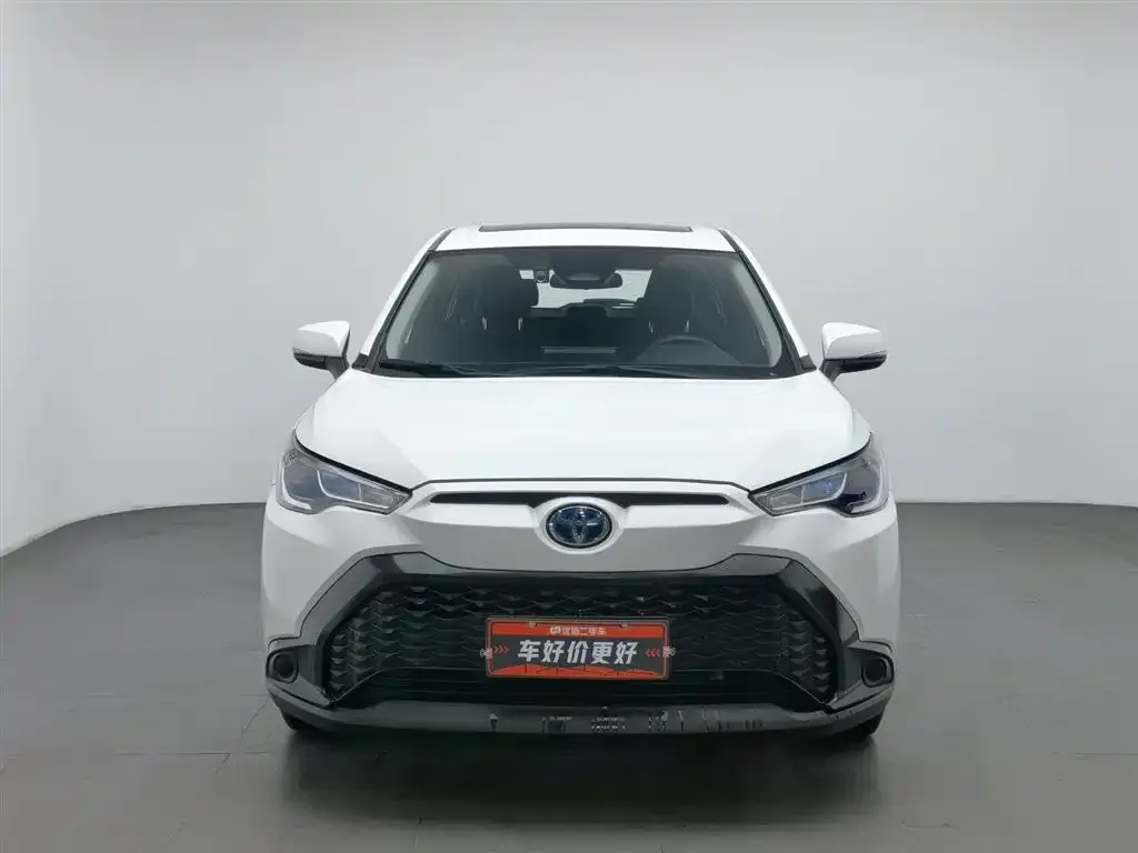 Toyota Frontlander 2023 из CN, фото 3