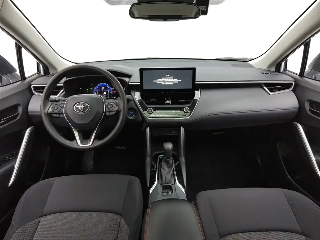 Toyota Frontlander 2023 из CN, фото 5