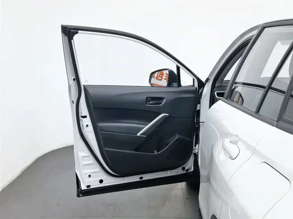 Toyota Frontlander 2023 из CN, фото 8