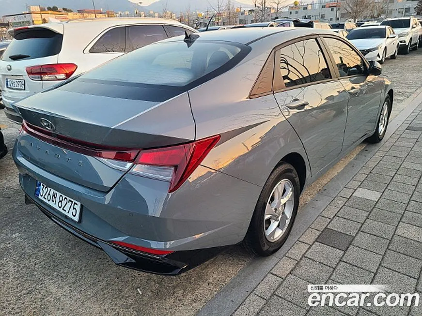 Hyundai AVANTE — фото 5