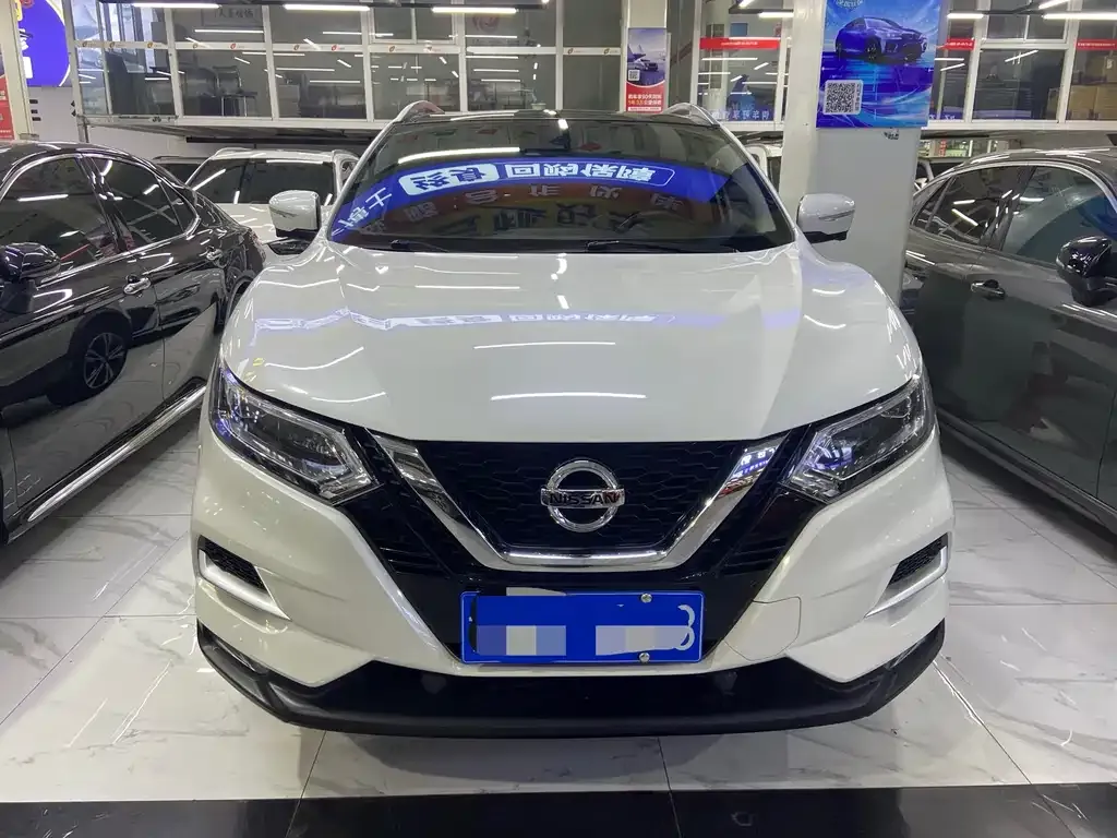 Nissan Qashqai 2021 из CN, фото 2