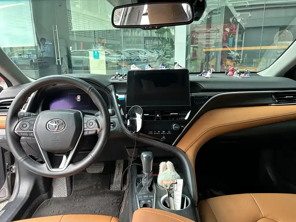 Toyota Camry 2021 из CN, фото 10