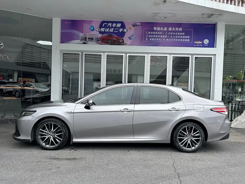 Toyota Camry 2021 из CN, фото 7