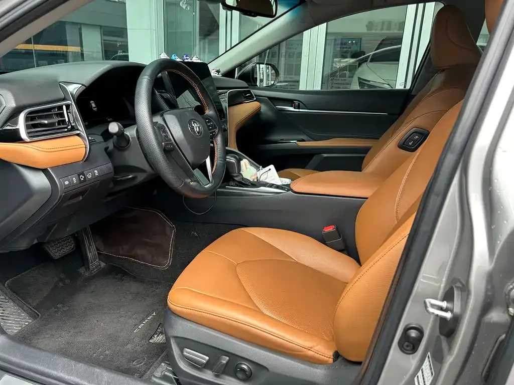 Toyota Camry 2021 из CN, фото 8