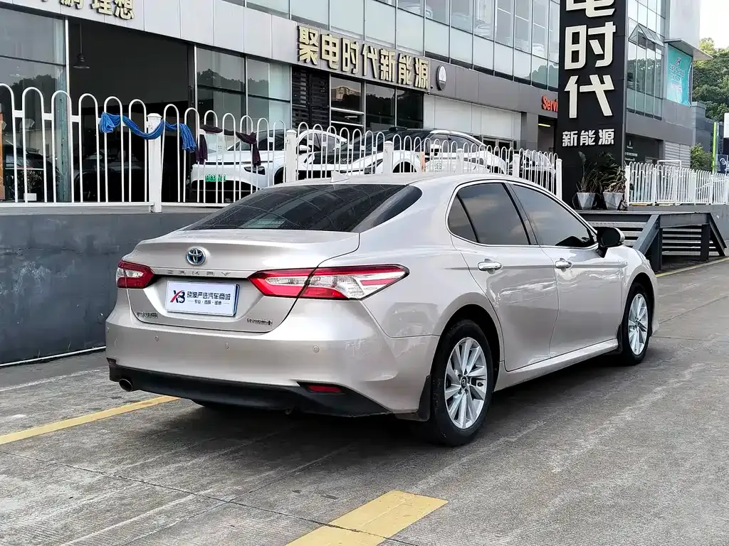 Toyota Camry 2021 из CN, фото 6