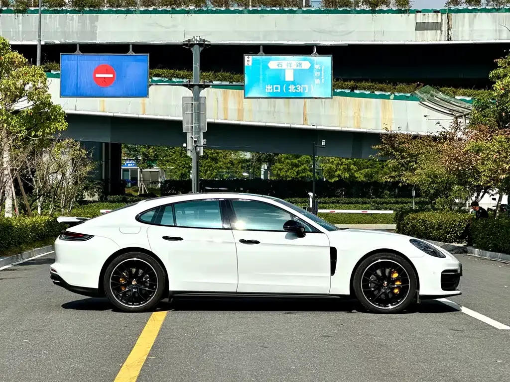 Porsche Panamera 2021 из CN, фото 5