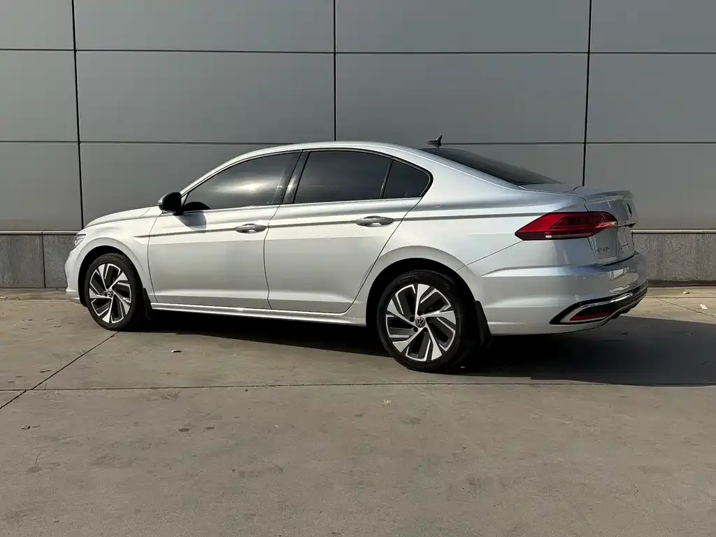 Volkswagen Bora 2022 из CN, фото 4