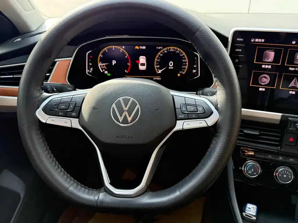 Volkswagen Bora 2022 из CN, фото 7