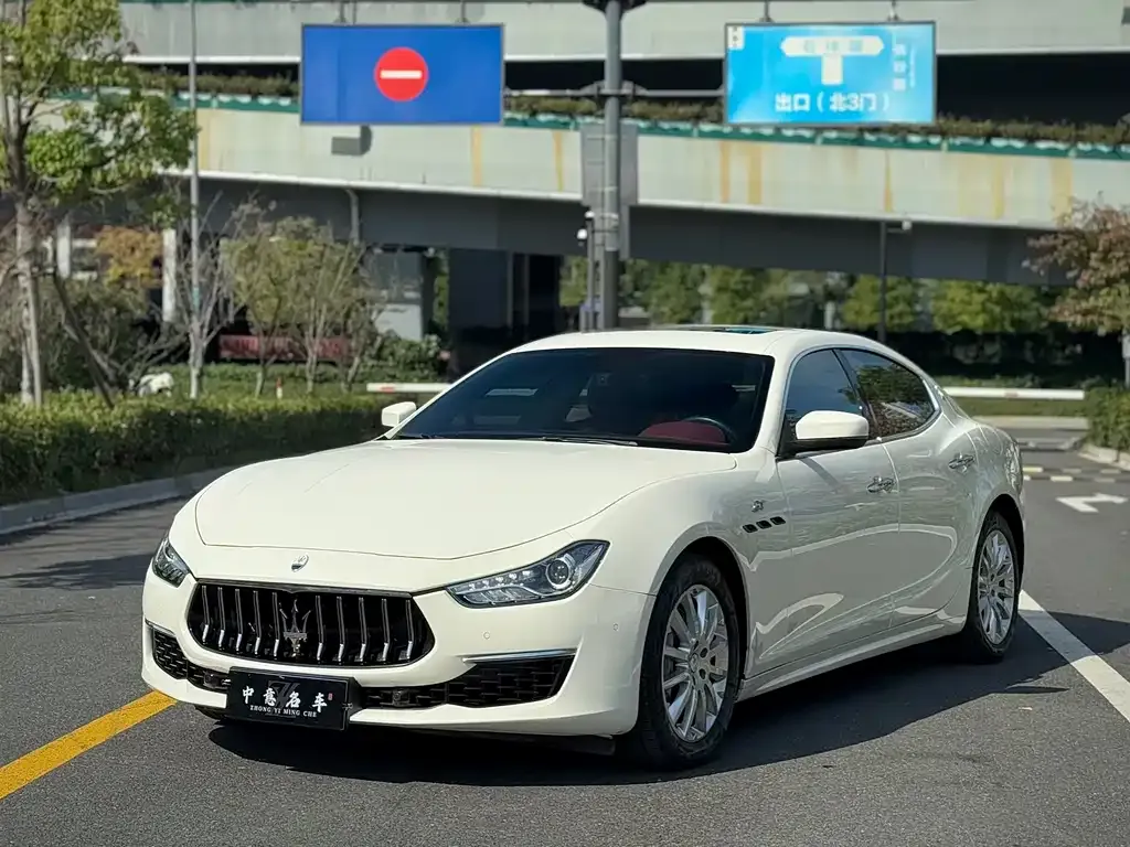 Maserati Ghibli 2022 из CN, фото 1