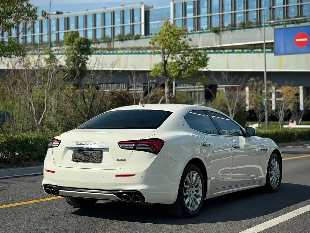 Maserati Ghibli 2022 из CN, фото 6