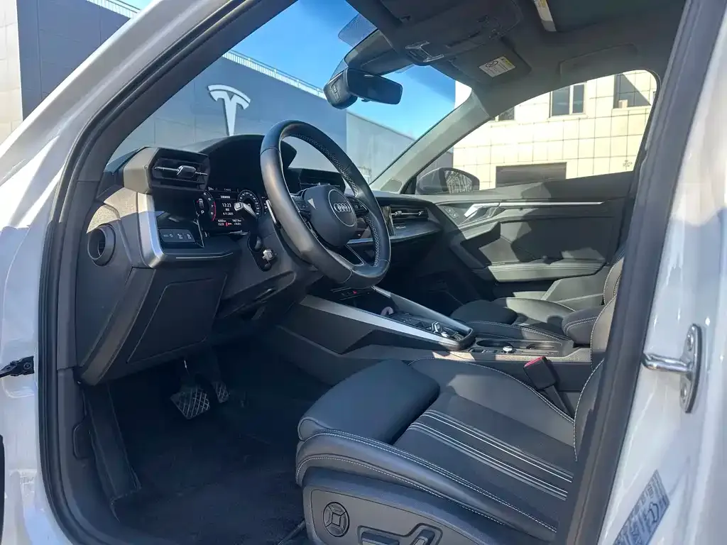 Audi A3 2024 из CN, фото 7