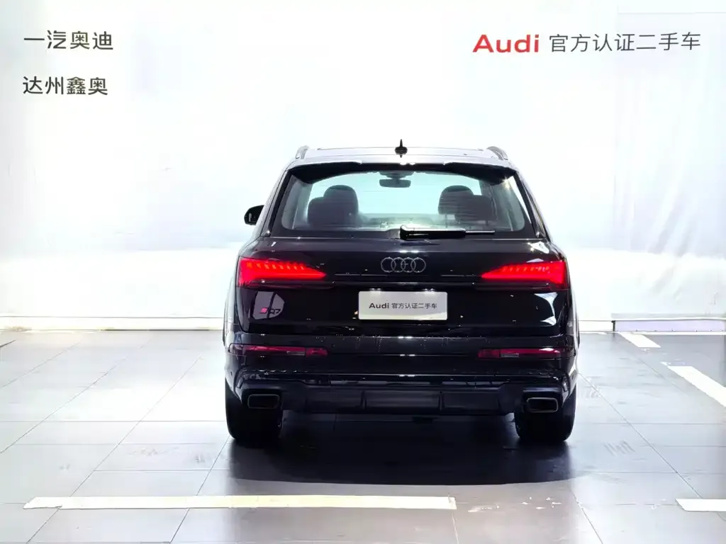 Audi Q7 — фото 4