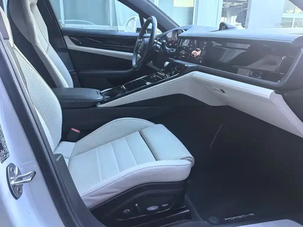 Porsche Panamera 2024 из CN, фото 10