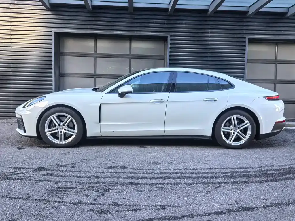 Porsche Panamera 2024 из CN, фото 5