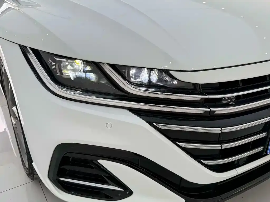 Volkswagen CC 2023 из CN, фото 9