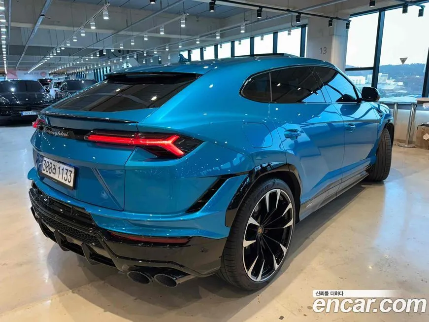 Lamborghini Urus 2024 из KR, фото 4
