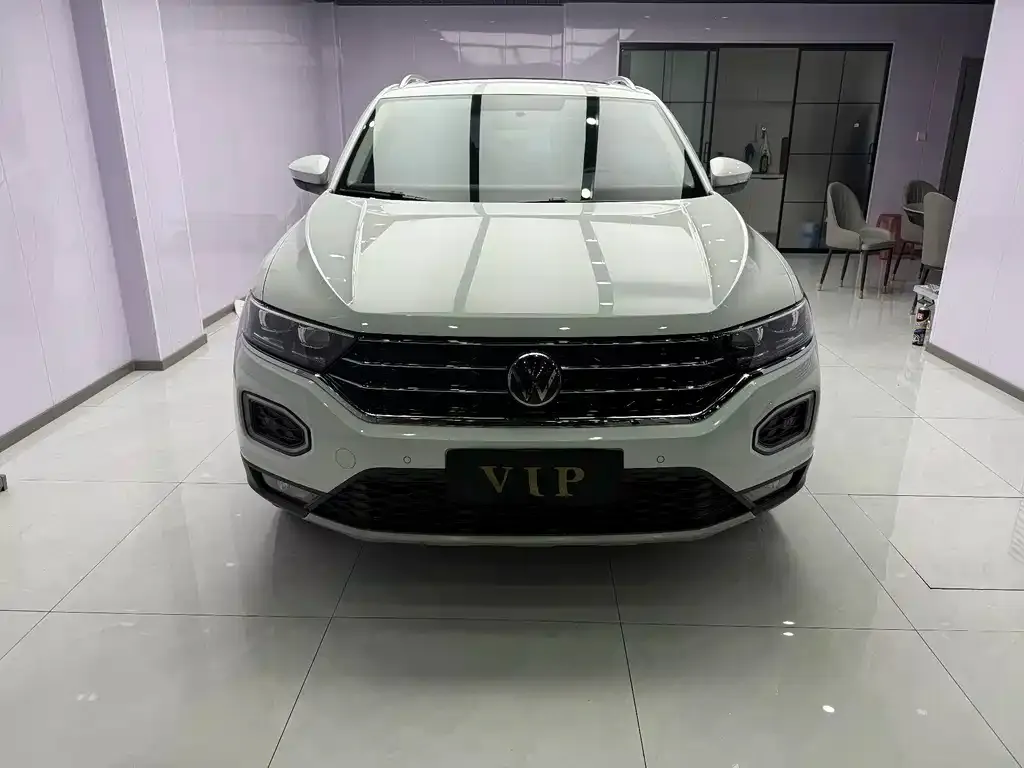 Volkswagen T-Roc 2023 из CN, фото 2
