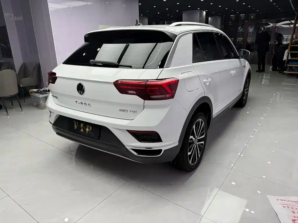 Volkswagen T-Roc 2023 из CN, фото 3