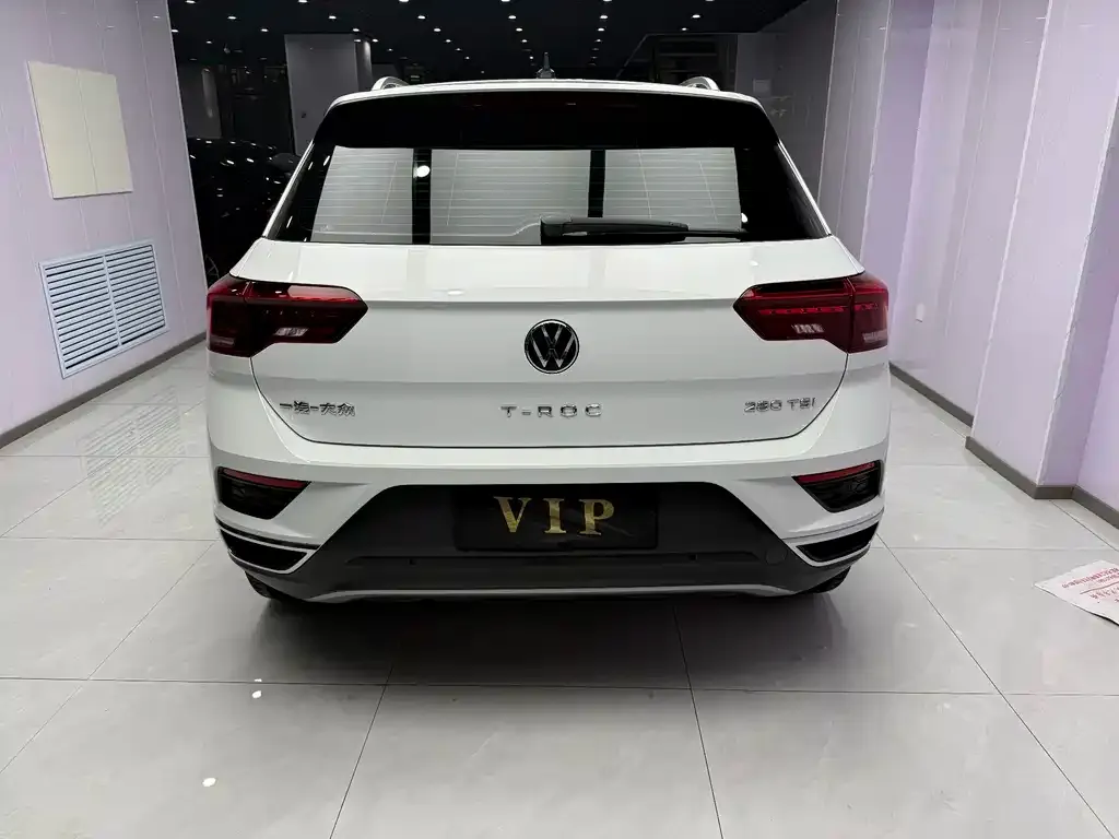 Volkswagen T-Roc 2023 из CN, фото 4