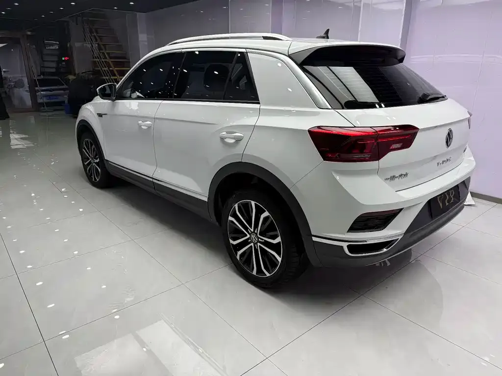 Volkswagen T-Roc 2023 из CN, фото 5