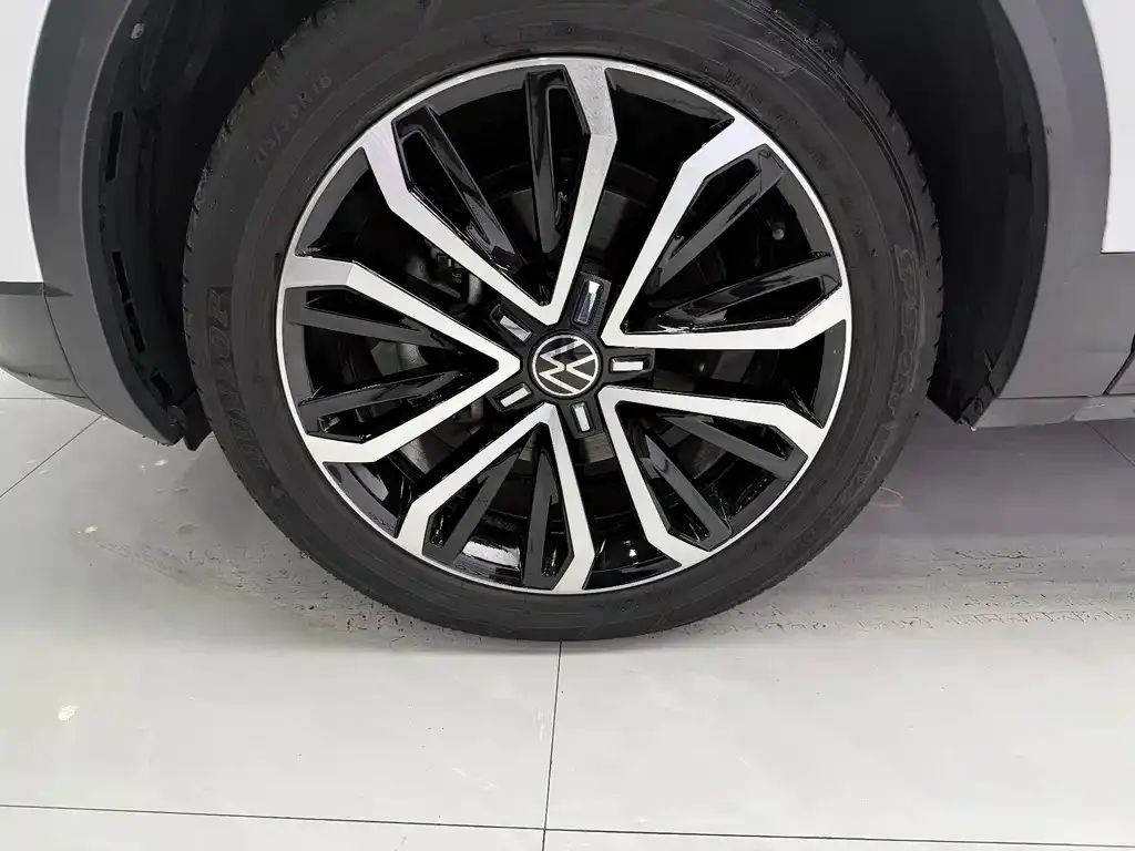 Volkswagen T-Roc 2023 из CN, фото 6
