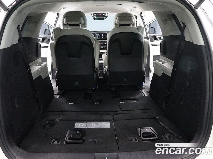 Kia Carnival — фото 5
