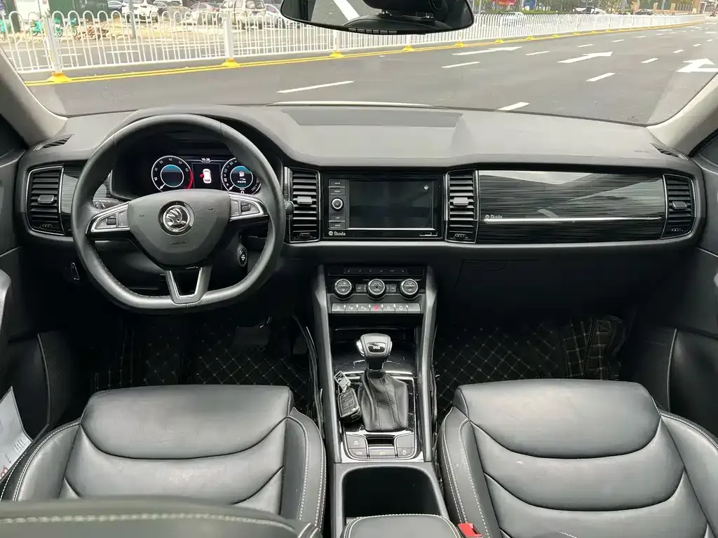 Skoda Kodiaq 2021 из CN, фото 5