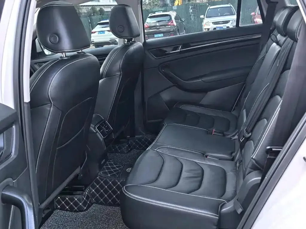 Skoda Kodiaq 2021 из CN, фото 7