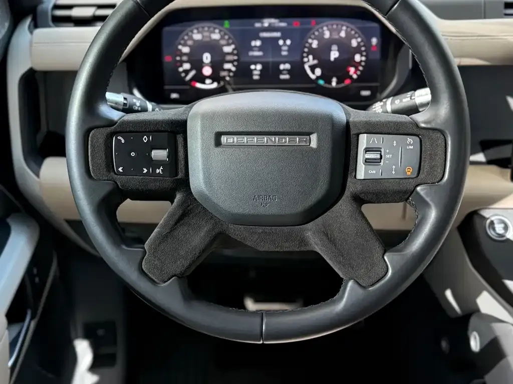 Land Rover Defender — фото 9