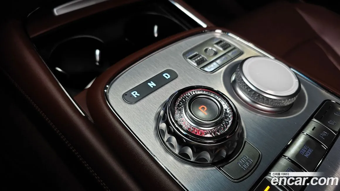 Genesis G90 — фото 9