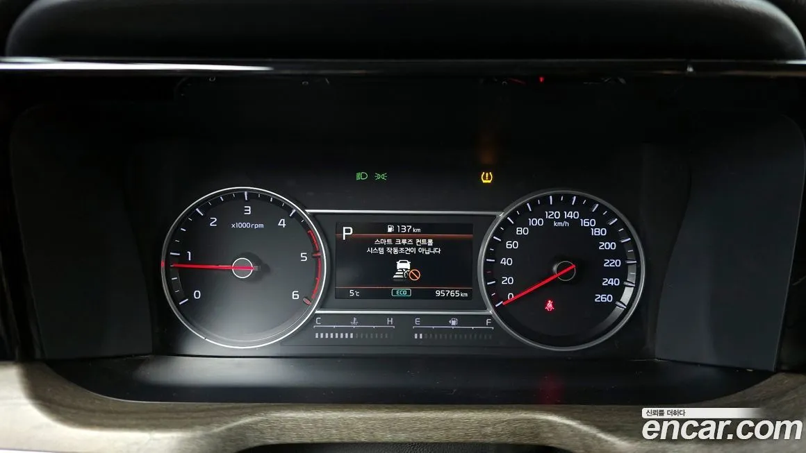 Kia Sorento — фото 8