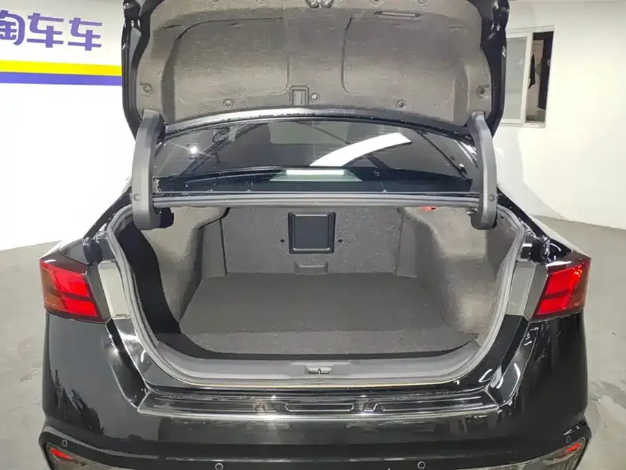Nissan Teana 2021 из CN, фото 4