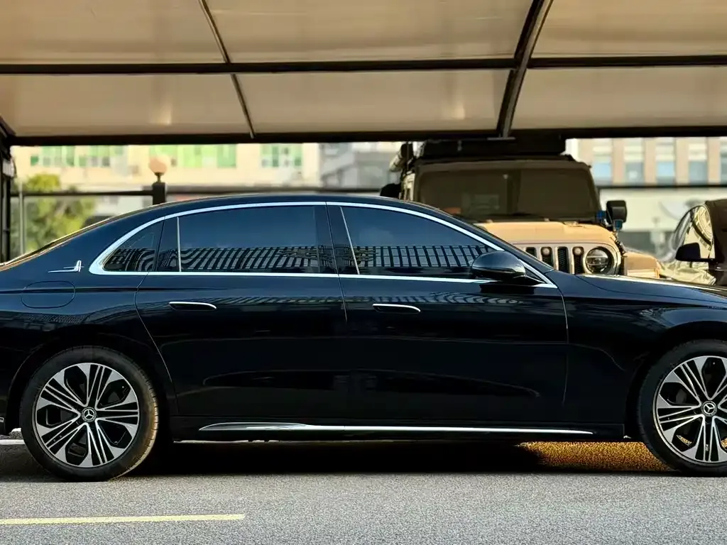 Mercedes-Benz E-Class 2025 из CN, фото 3