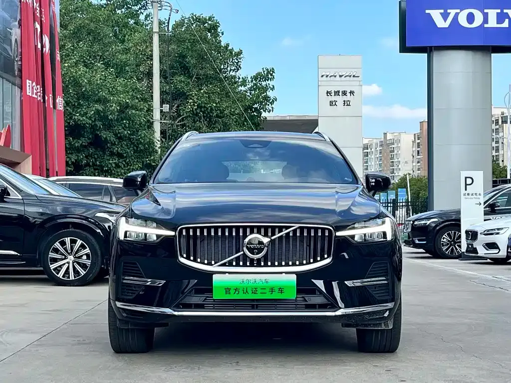 Volvo XC60 PHEV — фото 2