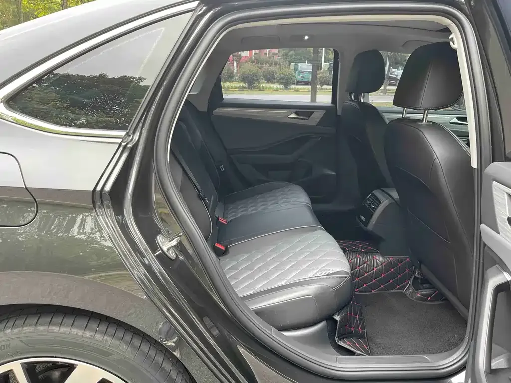 Volkswagen Sagitar 2023 из CN, фото 10