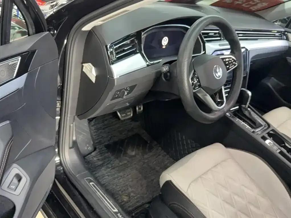 Volkswagen Magotan 2024 из CN, фото 9