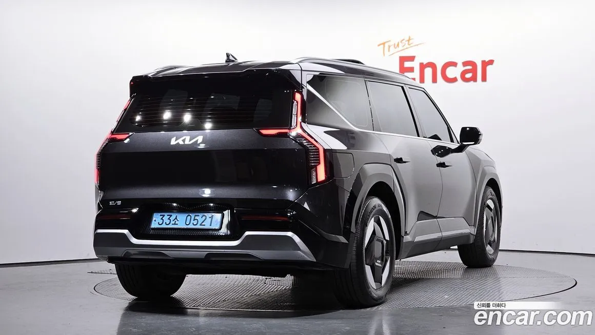 Kia EV9 2024 из KR, фото 2