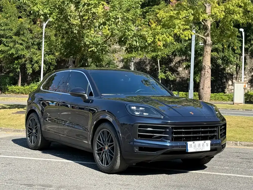 Porsche Cayenne — фото 2