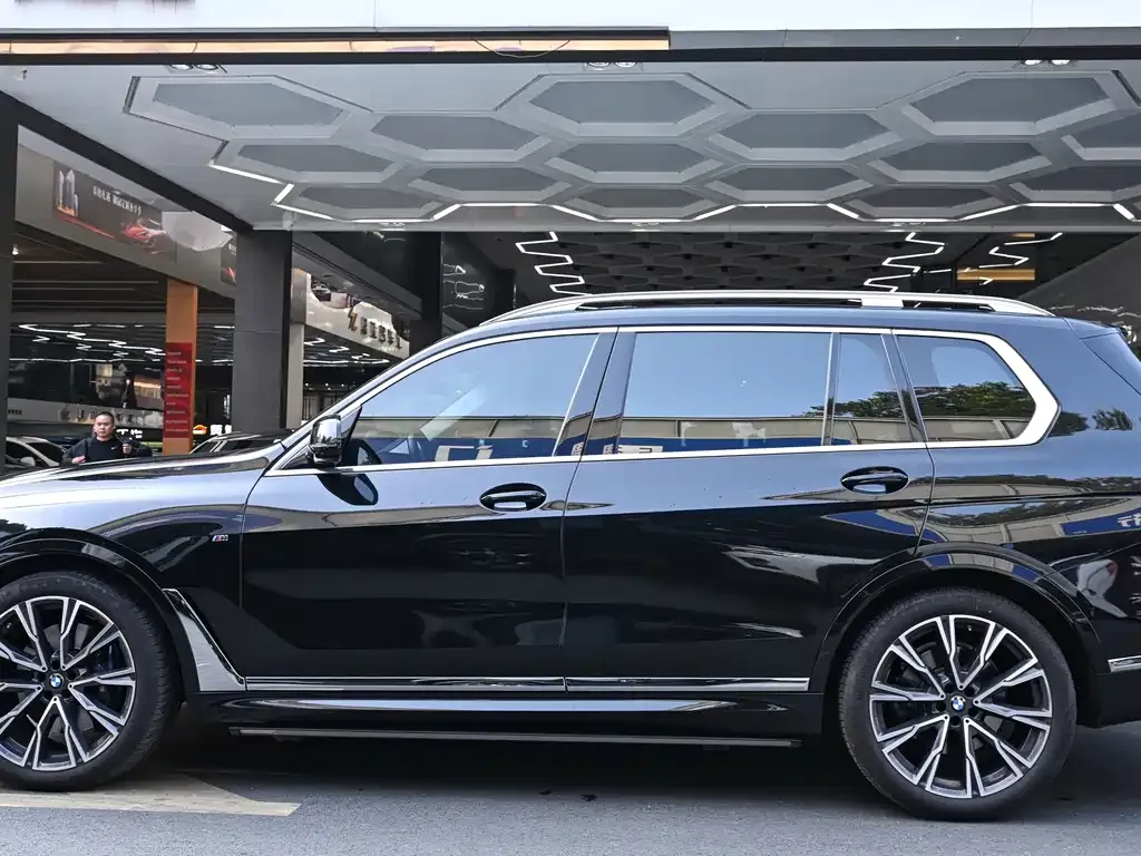 BMW X7 2022 из CN, фото 3