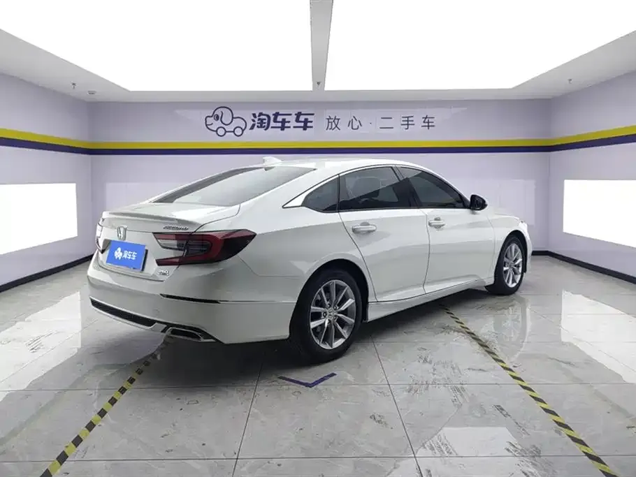 Honda Accord 2023 из CN, фото 3